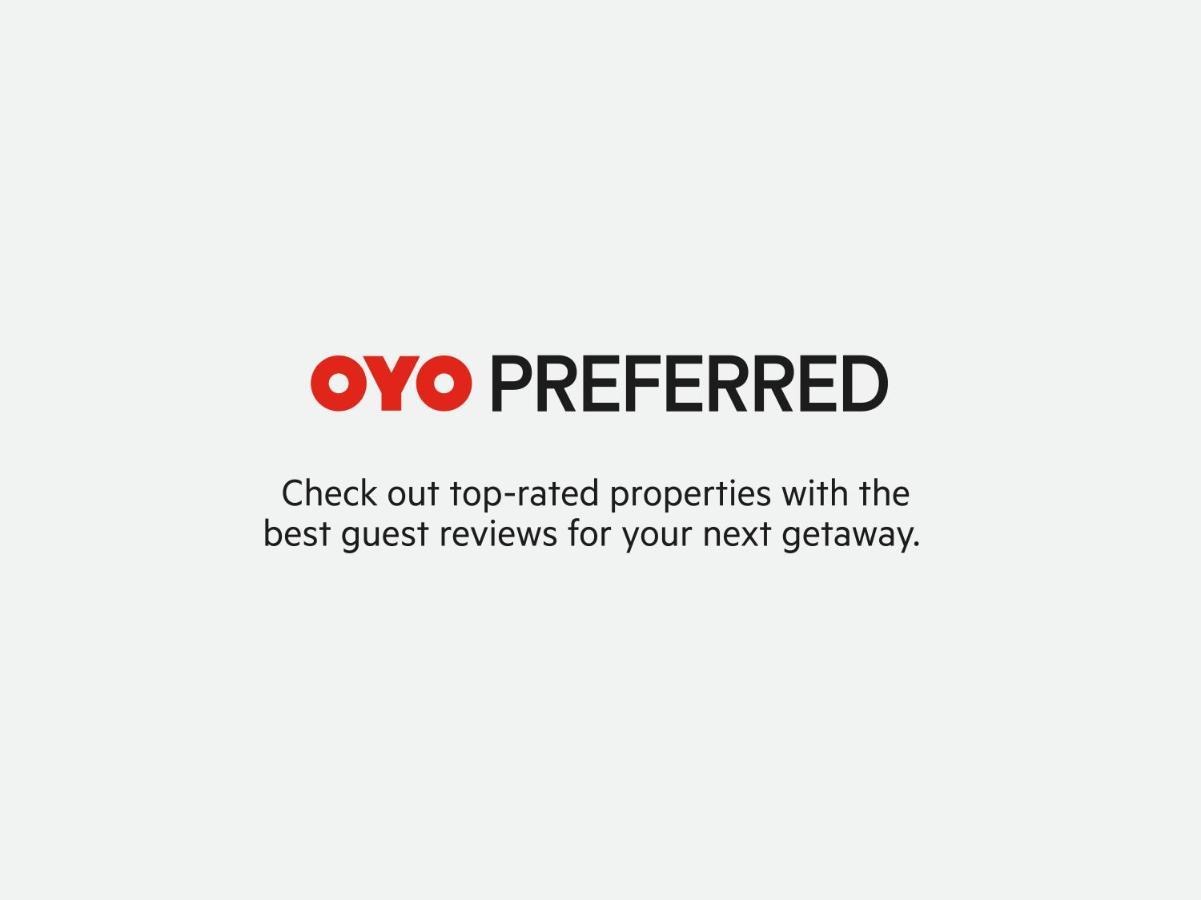 Oyo62197斯里马丹玛哈尔酒店 印多尔 外观 照片